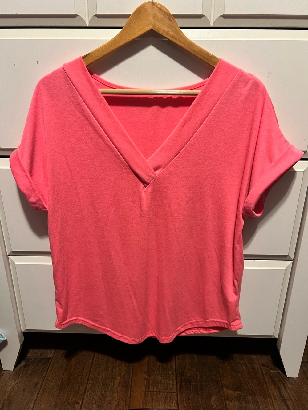 SHEIN Coral Pink V-Neck Short Sleeve Top